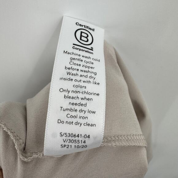 Athleta Skyline shorts II women's 20 paperbag belted high rise athleisure beige - Picture 11 of 11